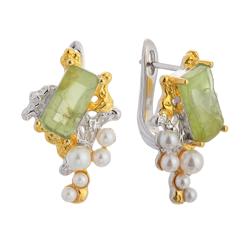 YE03598 Pendientes hechos a mano de plata de ley 925 con circonitas c&uacute;bicas y peridoto